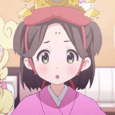 小龙虾店排号近千桌